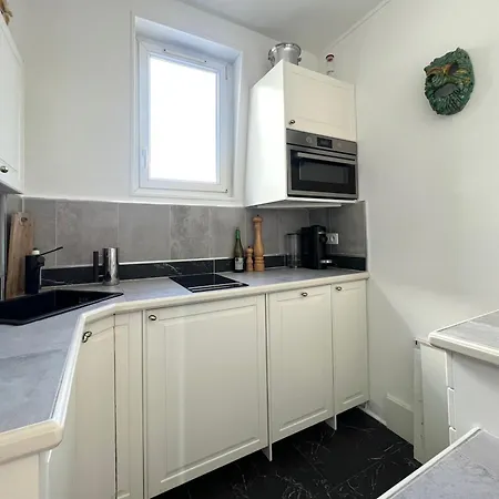 Eiffel Tower Lejlighed *