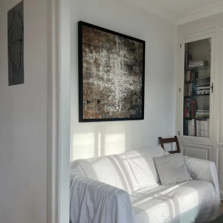 Apartment Eiffel Tower Paris
